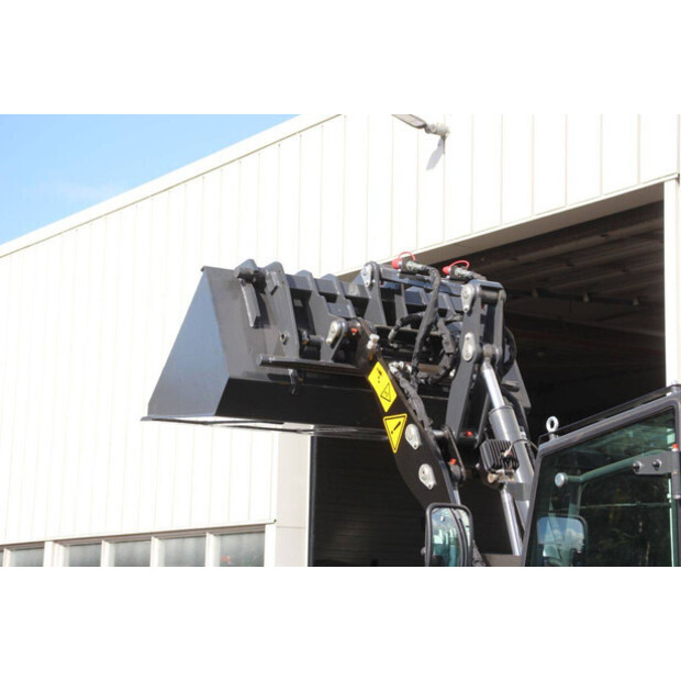 2026 Panther W25-46435831