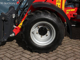 2026-panther-w25-1439791-46435848