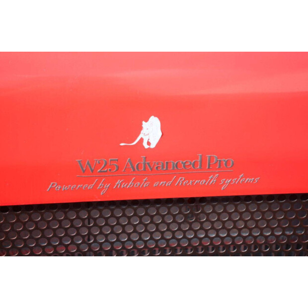 2026 Panther W25-46435852