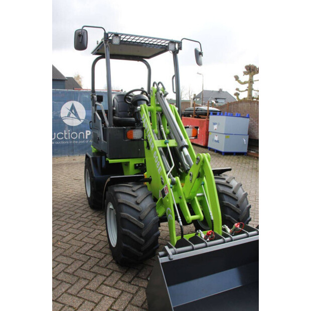 2026 بانثر 608E-46435873