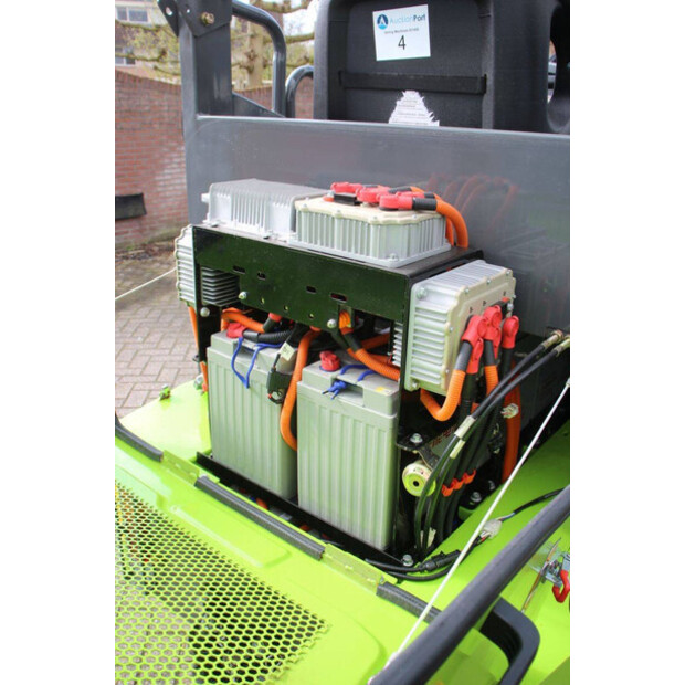 2026 بانثر 608E-46435884