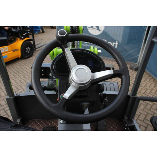 2026 بانثر 608E-46435889