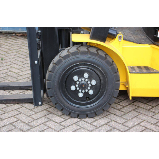 2025 LTMG FD40-46435980