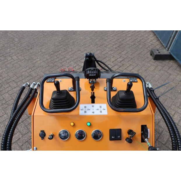 2025 آرتير QB-480-46436539