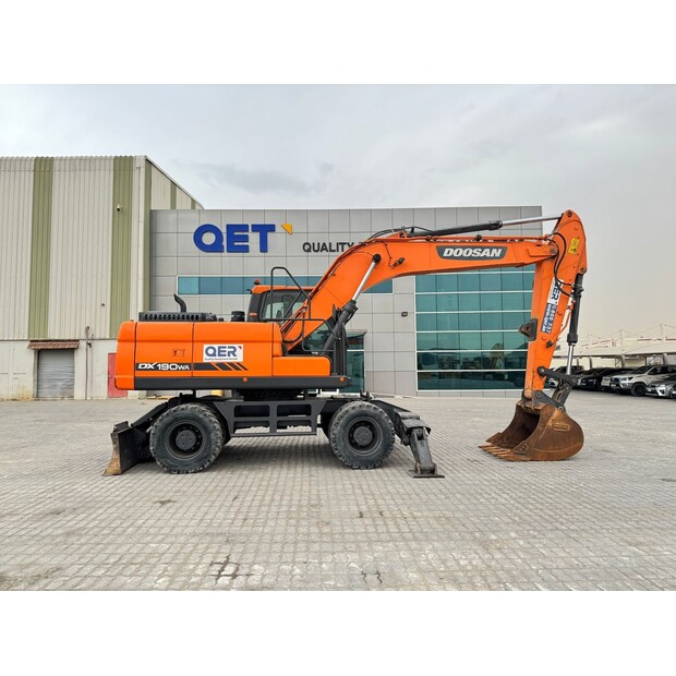 2023 Doosan DX190WA-46436624