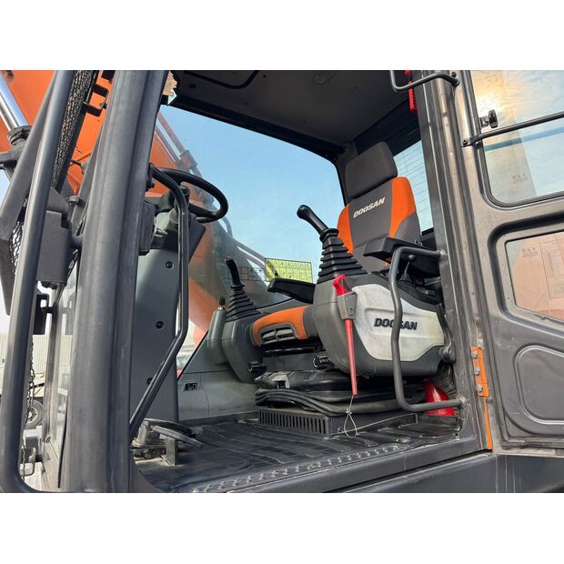 2023 Doosan DX190WA-46436633