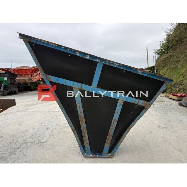 Christy Norris OTHERS-46444368