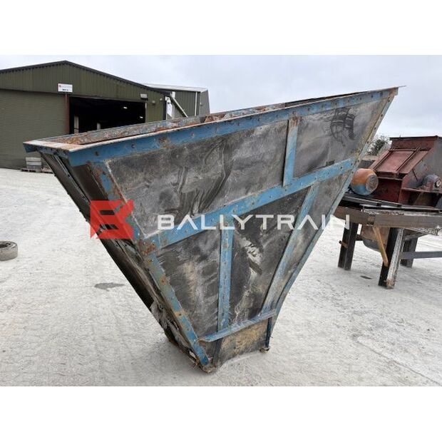 Christy Norris OTHERS-46444371