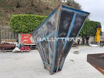 christy-norris-others-46444373