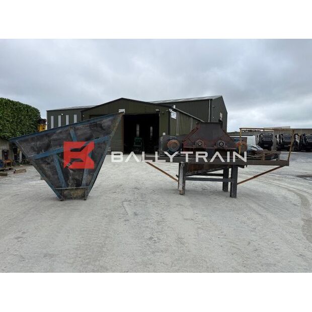 Christy Norris OTHERS-46444384