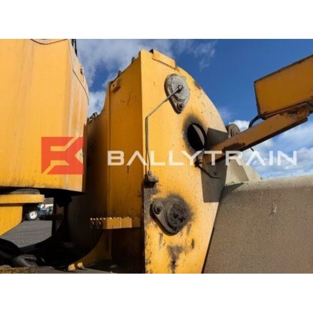 2004 فولفو L150E-46444768