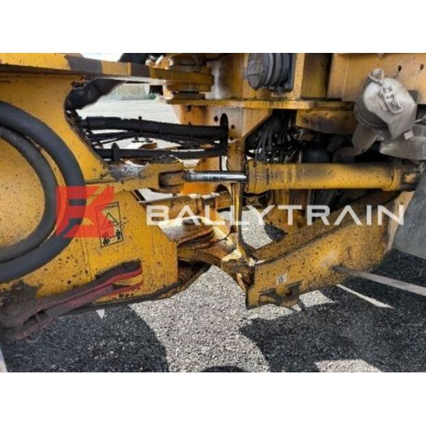 2004 فولفو L150E-46444773