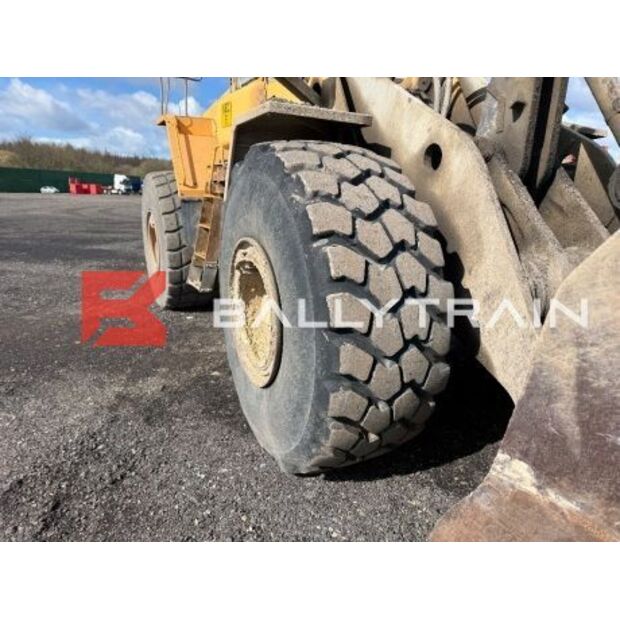 2004 فولفو L150E-46444782