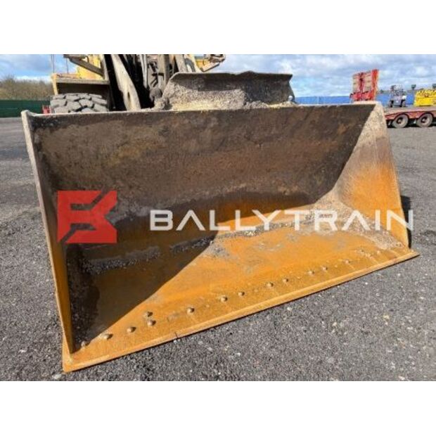 2004 فولفو L150E-46444783