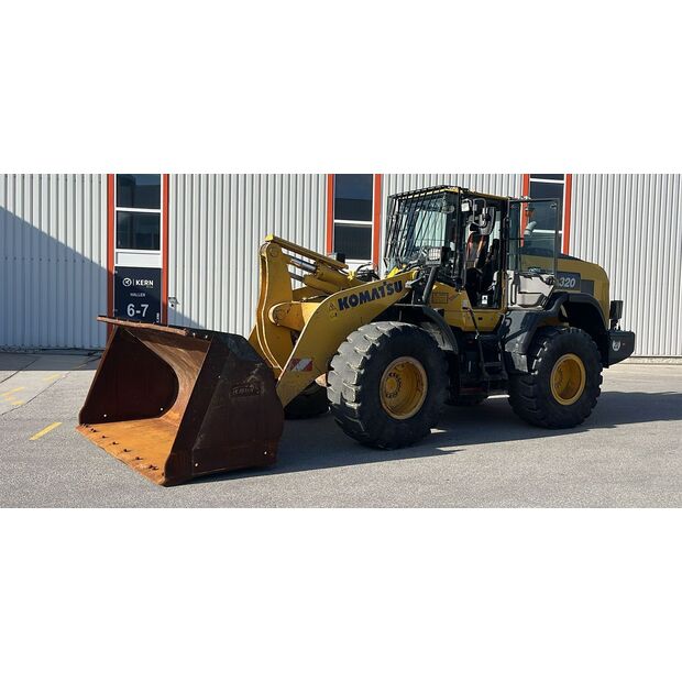 2020 Komatsu WA320-8EO-46447261