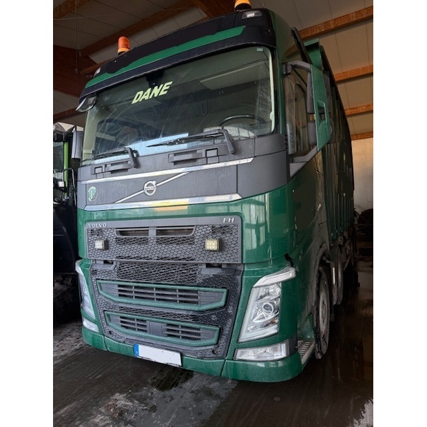 فولفو FH460-46447373