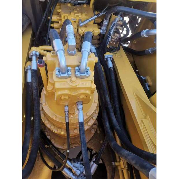 2022 Komatsu PC400-8-46451220