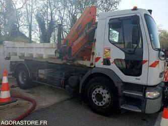 صورة ل شاحنات قلابة 2001 رينو PREMIUM