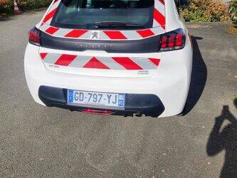 صورة ل سيارات 2021 بيجو 208