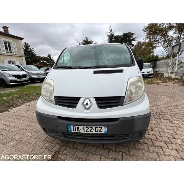 2013 رينو Trafic-46451418