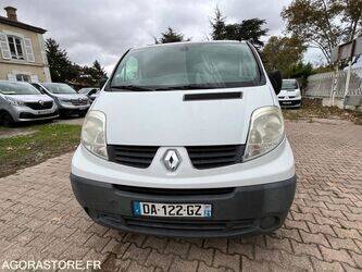 2013-renault-trafic-1439987-46451418