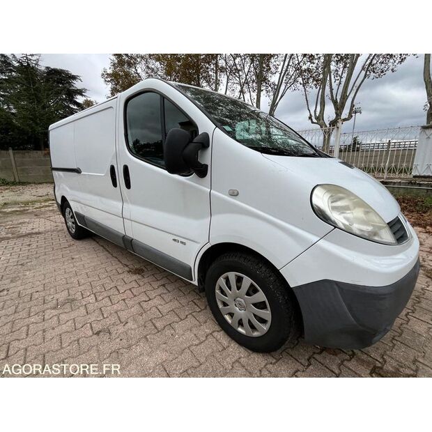 2013 رينو Trafic-46451419