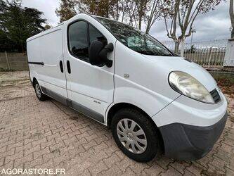2013-renault-trafic-1439987-46451419