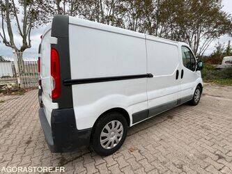 2013-renault-trafic-1439987-46451420