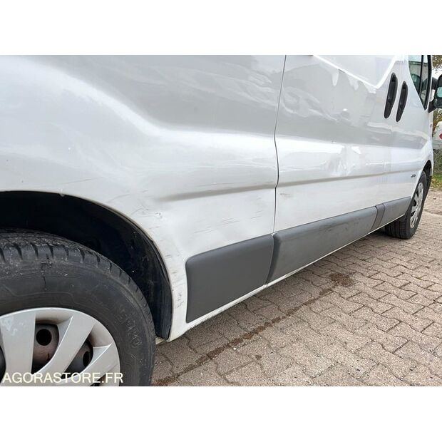 2013 رينو Trafic-46451423