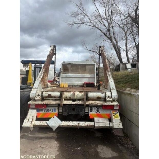 2011 رينو PREMIUM-46451444