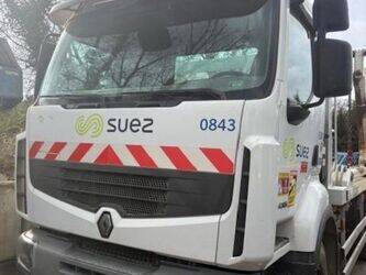 2011-renault-premium-1439990-46451445