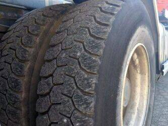 2007-renault-premium-1439993-46451504