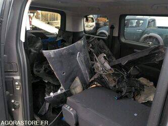 2022-citroen-jumpy-1439996-46451543