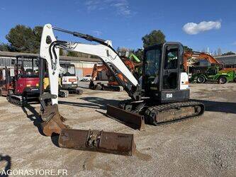 صورة ل حفارات 2016 بوبكات E50 للبيع في فرنسا