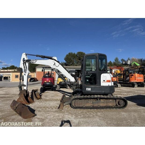 2016 BOBCAT E50-46451588