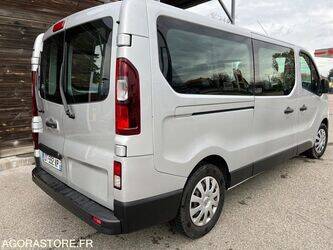 2015-renault-trafic-1440011-46451720