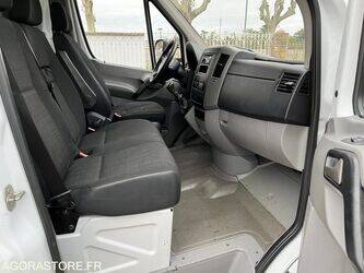 2014-mercedes-benz-sprinter-1440015-46451773
