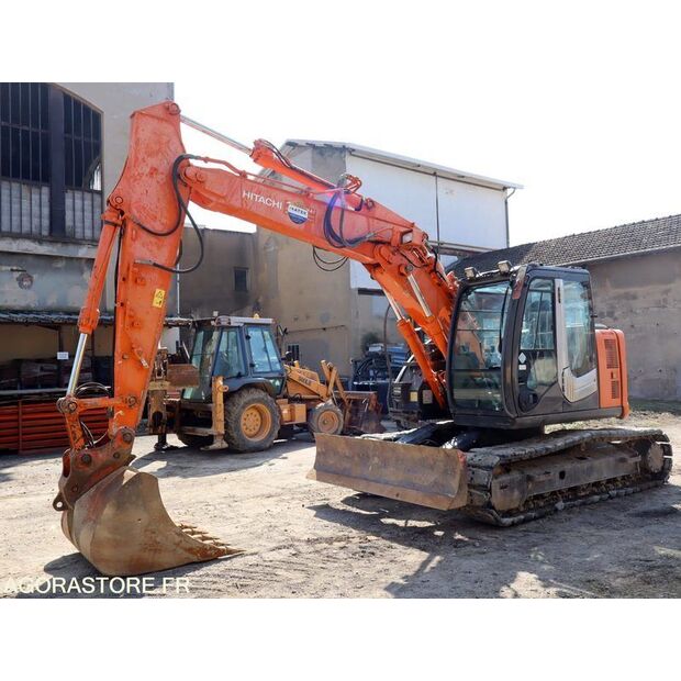 2013 Hitachi ZX135-46451800