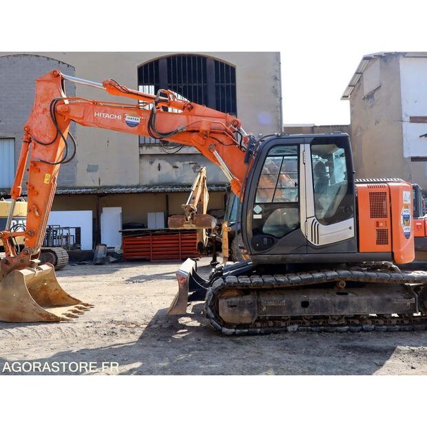 2013 Hitachi ZX135-46451801