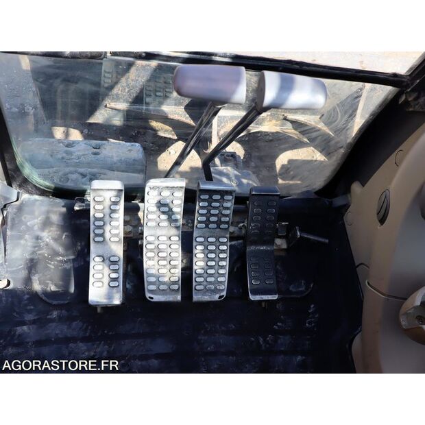 2013 Hitachi ZX135-46451833