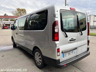 2015-renault-trafic-1440018-46451850