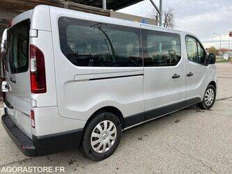 2015-renault-trafic-1440018-46451851
