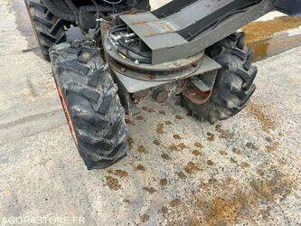 2020-ausa-d120ahg-46451911