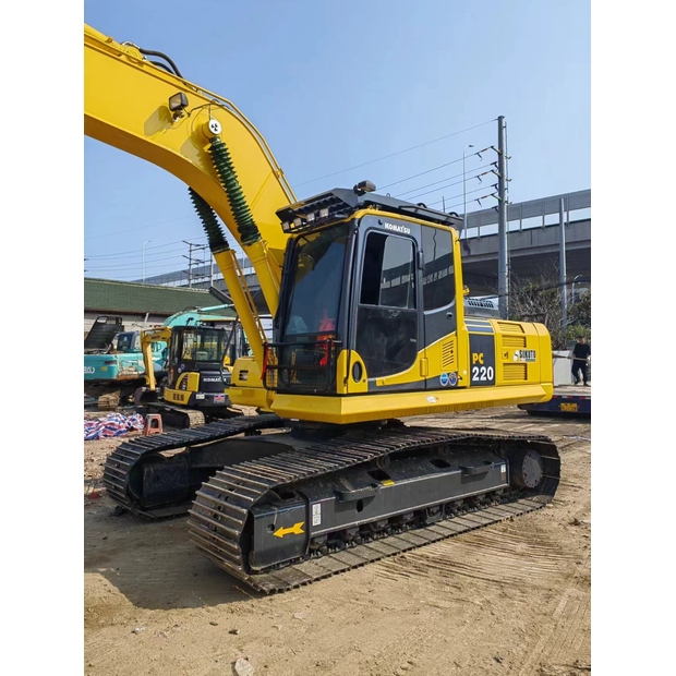 2024 كوماتسو PC220-8-46451971