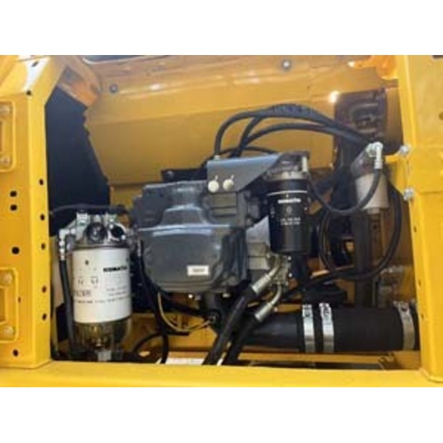 2024 كوماتسو PC220-8-46451979