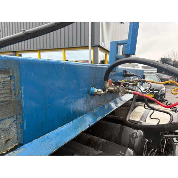 2009 SERRUS SILO-46452201