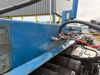 2009-serrus-silo-46452201