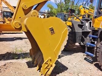 2020-caterpillar-324d2l-46452262