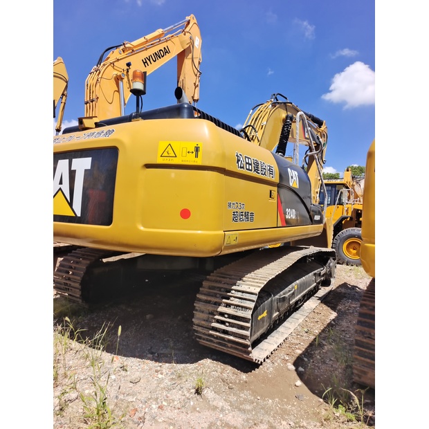 2020 Caterpillar 324D2L-46452264