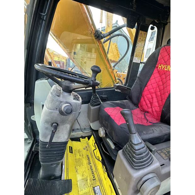 2020 Hyundai 210-46452378